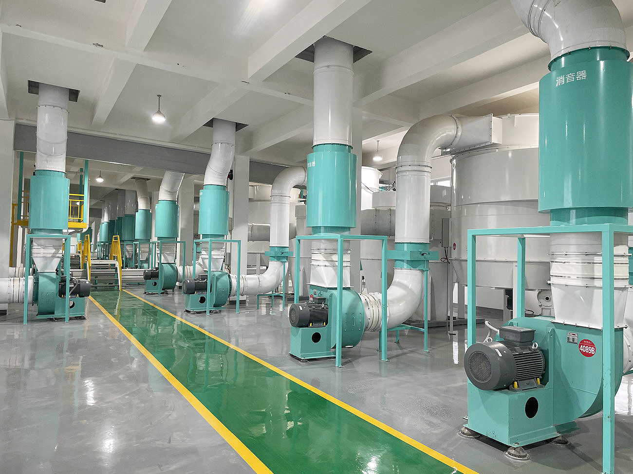 湖北國(guó)寶橋米有限公司1200T/D成套碾米工程  